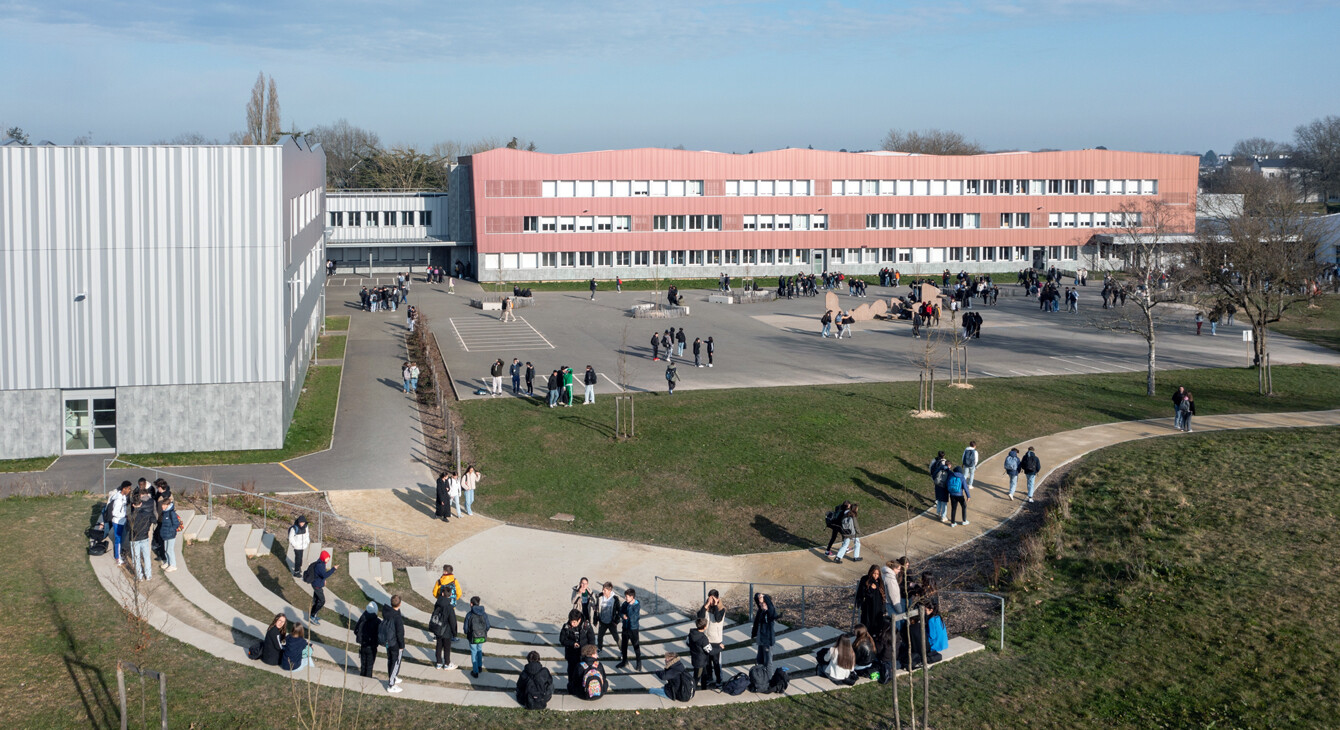 La Ville-aux-Roses : la rénovation du collège est achevée