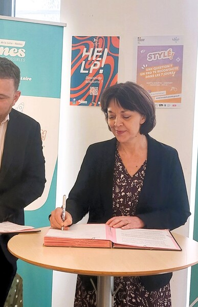 Signature Rectrice - Information Jeunesse
