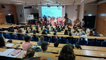 Infinis à l’École : coopération entre chercheuses, chercheurs et élèves