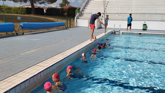 Classes bleues : construire l’aisance aquatique