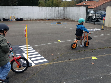 Savoir rouler à vélo : un enjeu dès la maternelle